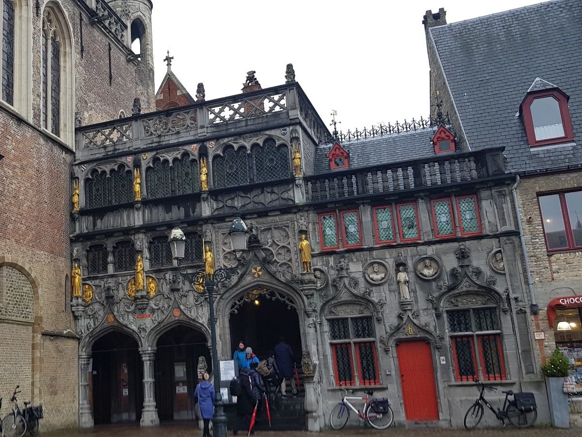 Basílica de la Santa Sangre en Brujas