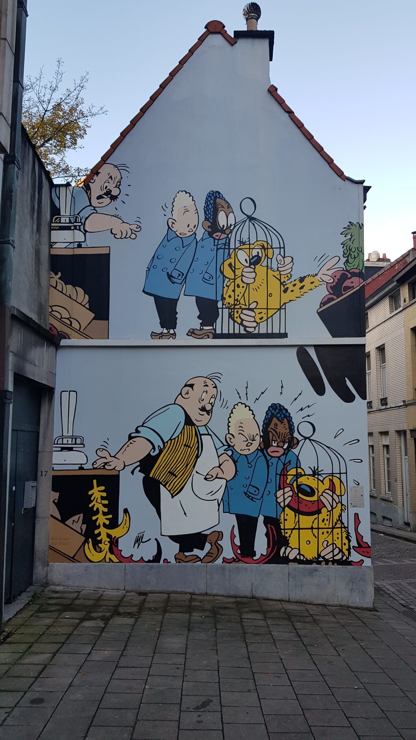 Ruta del Cómic en Bruselas, murales de Tintín y más