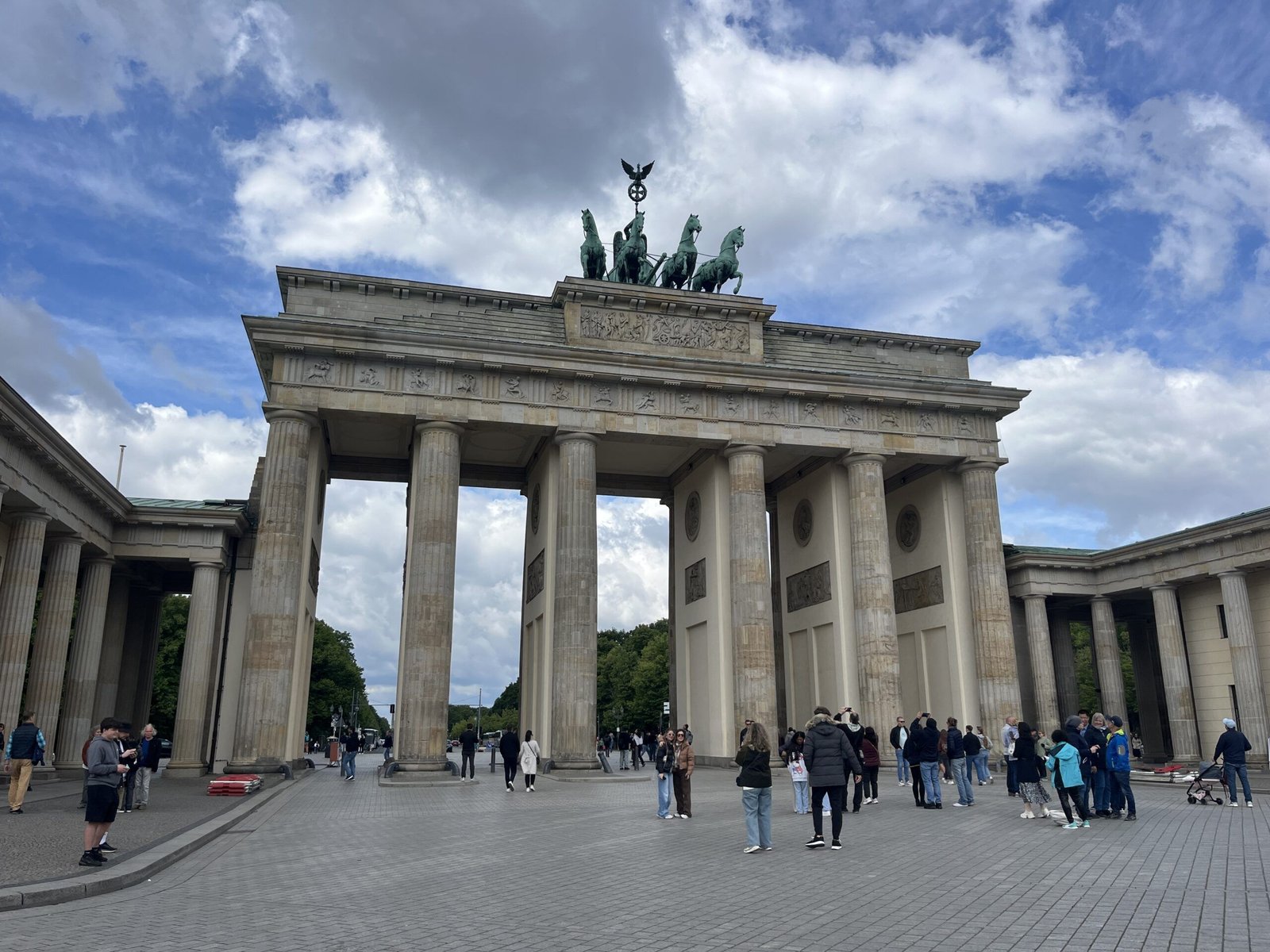 Puerta de Brandeburgo en Berlín, uno de los monumentos más famosos de Alemania.