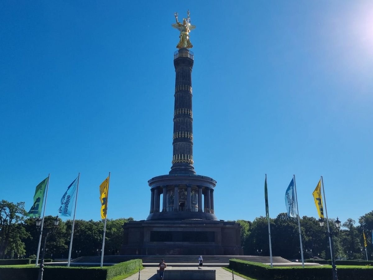 Panorámica del parque Tiergarten y Berlín desde lo alto de la Siegessäule
