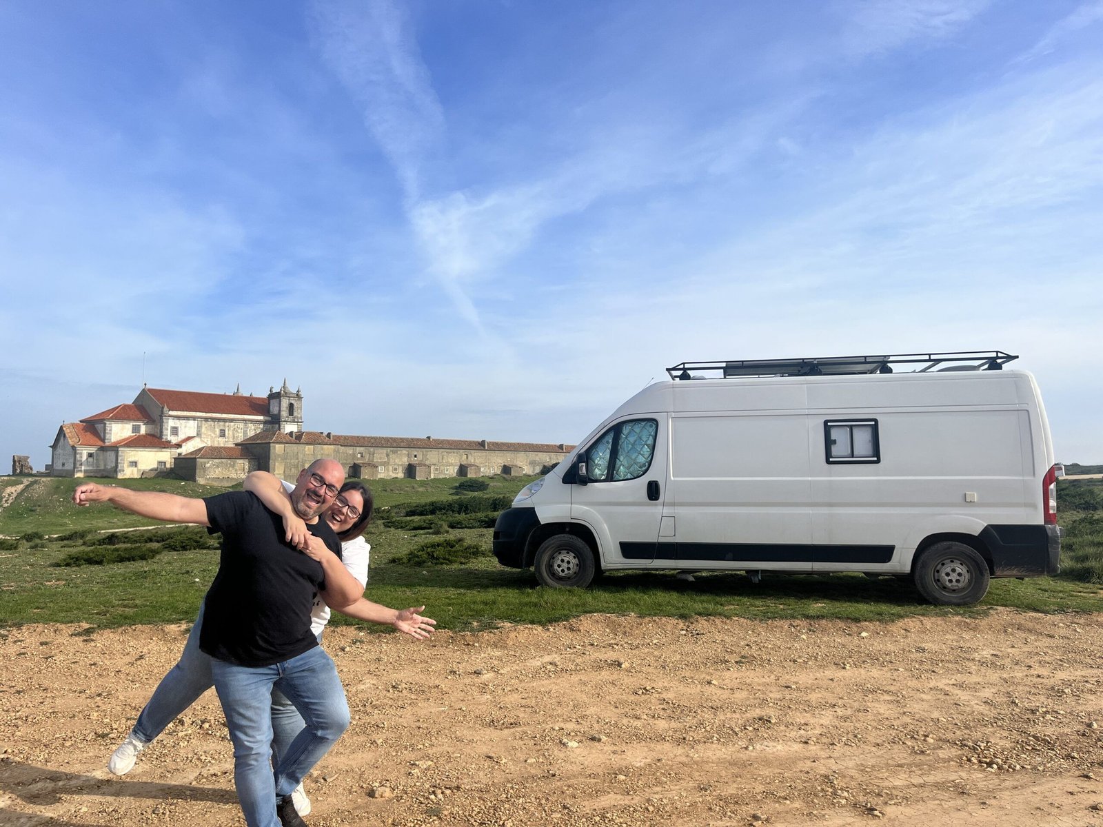 viajar juntos en camper portugal scaled